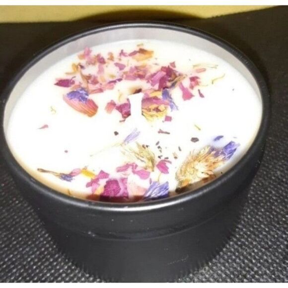 Hand crafted natural Dileilo candle - Picture 2 of 3